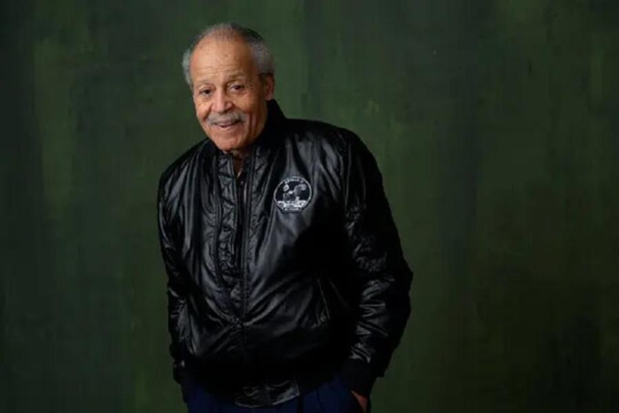 فضانورد طرد شده توسط ناسا سرانجام به فضا رفت و از تجربه‌اش می‌گوید